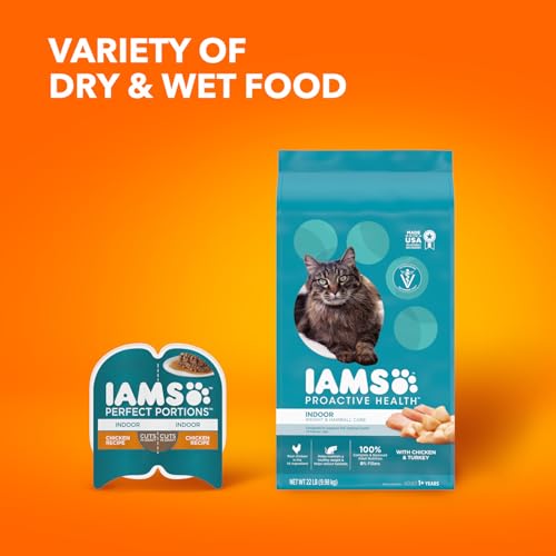 IAMS Proactive Health Indoor Weight Control & Hairball Care Adult Dry Cat Food, Chicken & Turkey Recipe, 7 lb. Bag