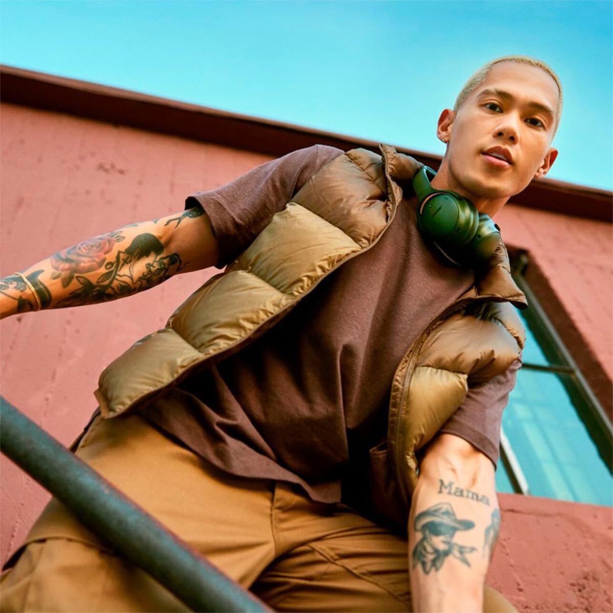 Bose QuietComfort Headphones - Wireless Bluetooth Headphones, Active Over Ear Noise Cancelling and Mic, USB-C Charging, Deep Bass, Up to 24 Hours of Playtime, Twilight Blue - Limited Edition Color