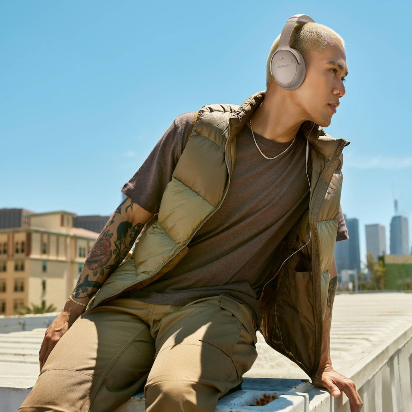 Bose QuietComfort Headphones - Wireless Bluetooth Headphones, Active Over Ear Noise Cancelling and Mic, USB-C Charging, Deep Bass, Up to 24 Hours of Playtime, Twilight Blue - Limited Edition Color