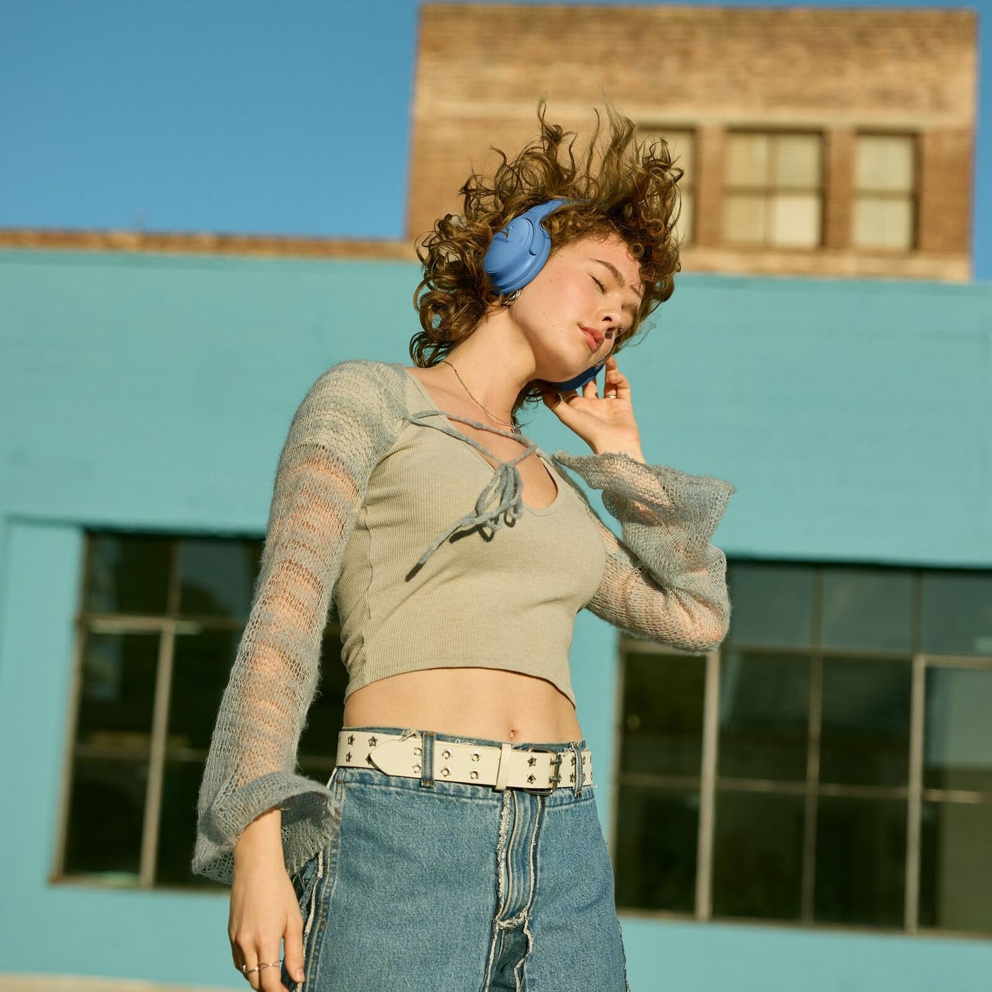 Bose QuietComfort Headphones - Wireless Bluetooth Headphones, Active Over Ear Noise Cancelling and Mic, USB-C Charging, Deep Bass, Up to 24 Hours of Playtime, Twilight Blue - Limited Edition Color