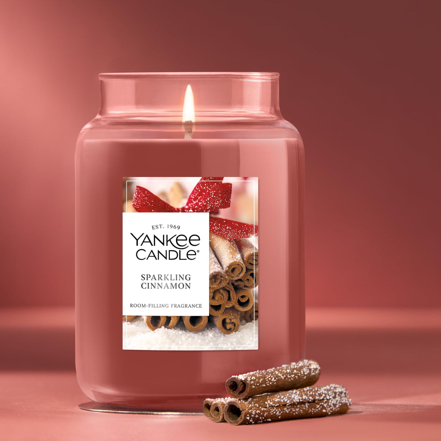 Yankee Candle Christmas Cookie, Scented Candle, 22oz Large Jar with up to 150 Hour Burn Time, Giftable, Holidays