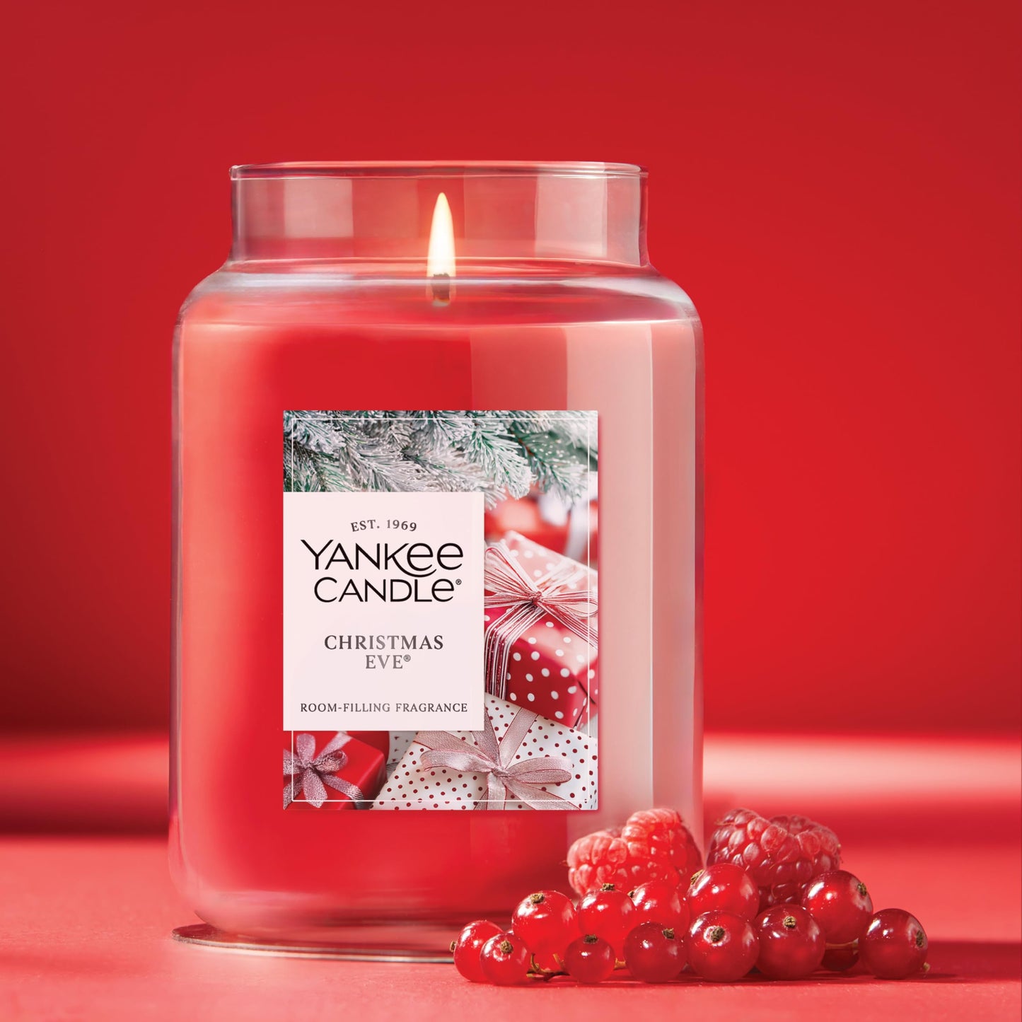 Yankee Candle Christmas Cookie, Scented Candle, 22oz Large Jar with up to 150 Hour Burn Time, Giftable, Holidays