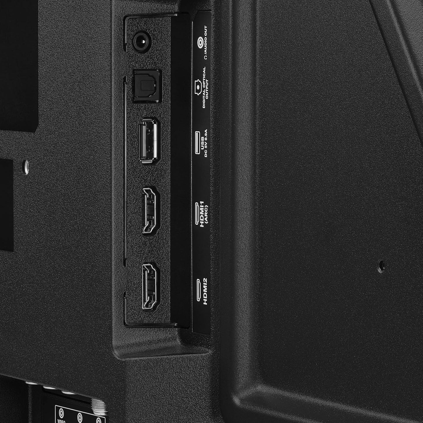 INSIGNIA 32" Class F20 Series LED HD Smart Fire TV, Voice Remote with Alexa, Free & Live TV